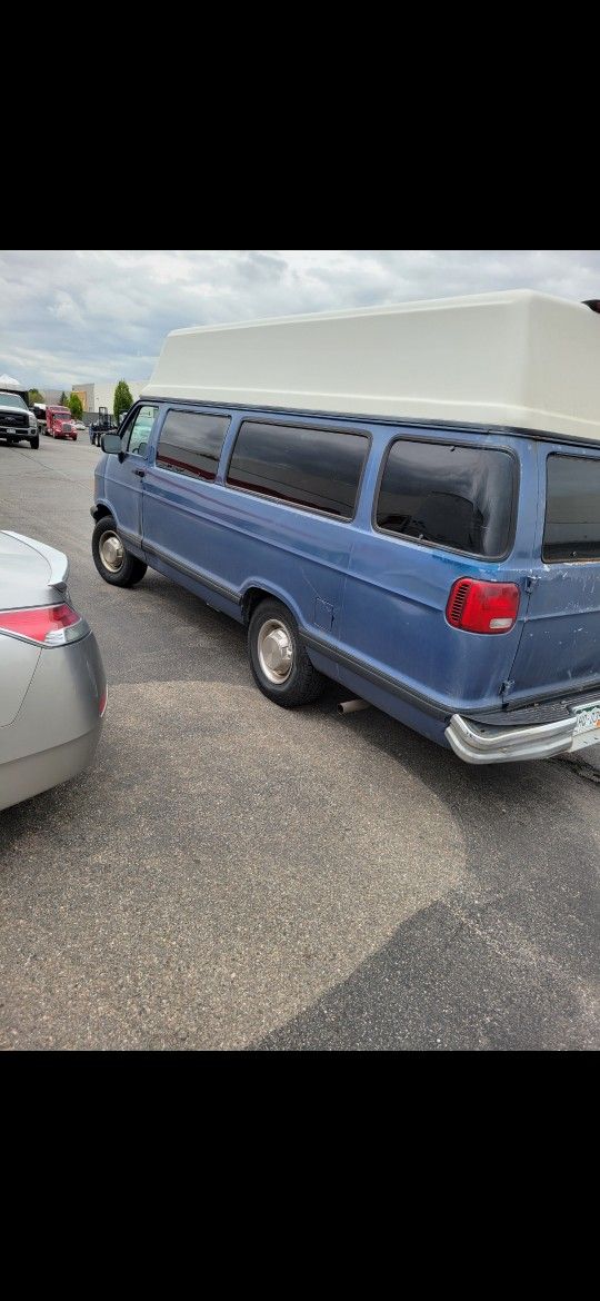 1997 Dodge Ram Van