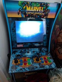 Arcade 1UP Marvel Super Heroes with The Punisher 4ft Arcade Cabinet