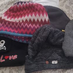 6 BEANIE HATS 