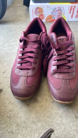 Nike 4  shoes