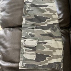 Cargo Shorts Size 32