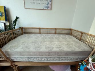 Rattan Anthropologie vintage vibe day bed