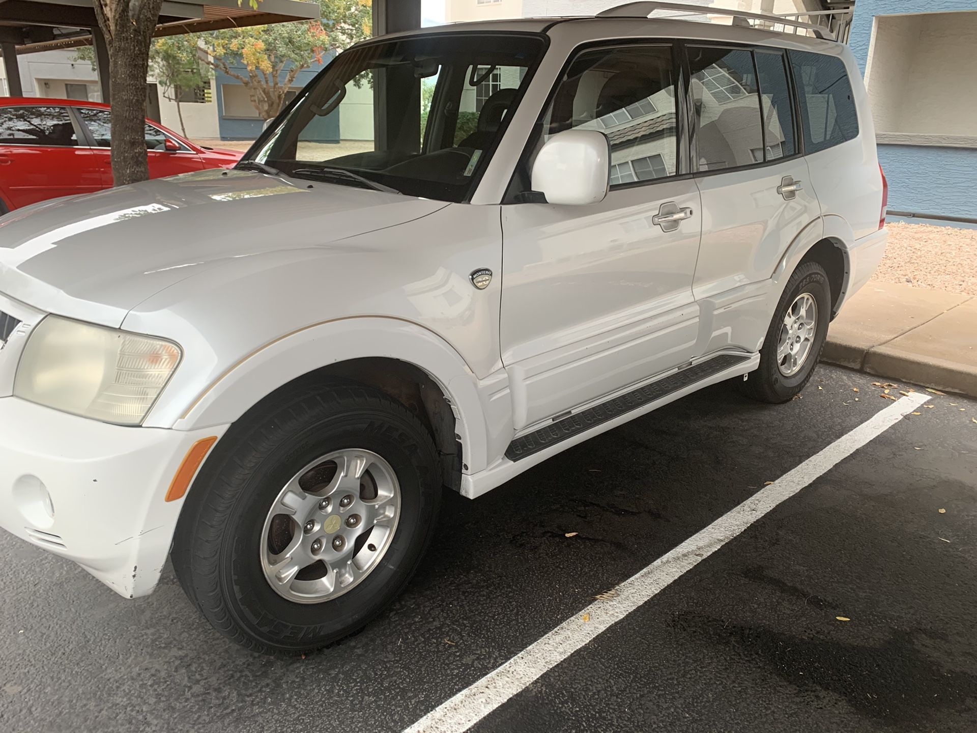 2004 Mitsubishi Montero