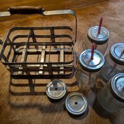 Mason Jars With Lid, Straws And Caddy In San Fernando 91340