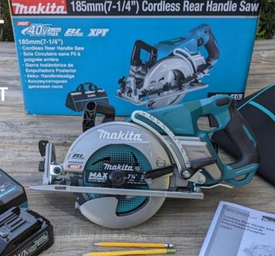 Makita 40 Volt Saw