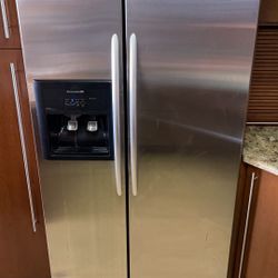 Refrigerador Refrigerator 