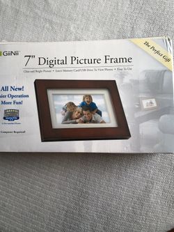 Digital picture frame