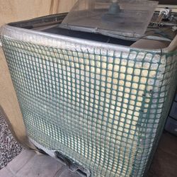 275 Gallon Water Tank IBC Tote ****Moving Sale****