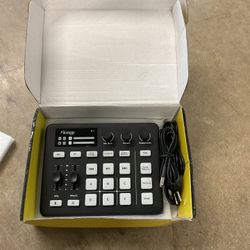 BRAND NEW GAMING AUDIO MIXER NEVER USED!