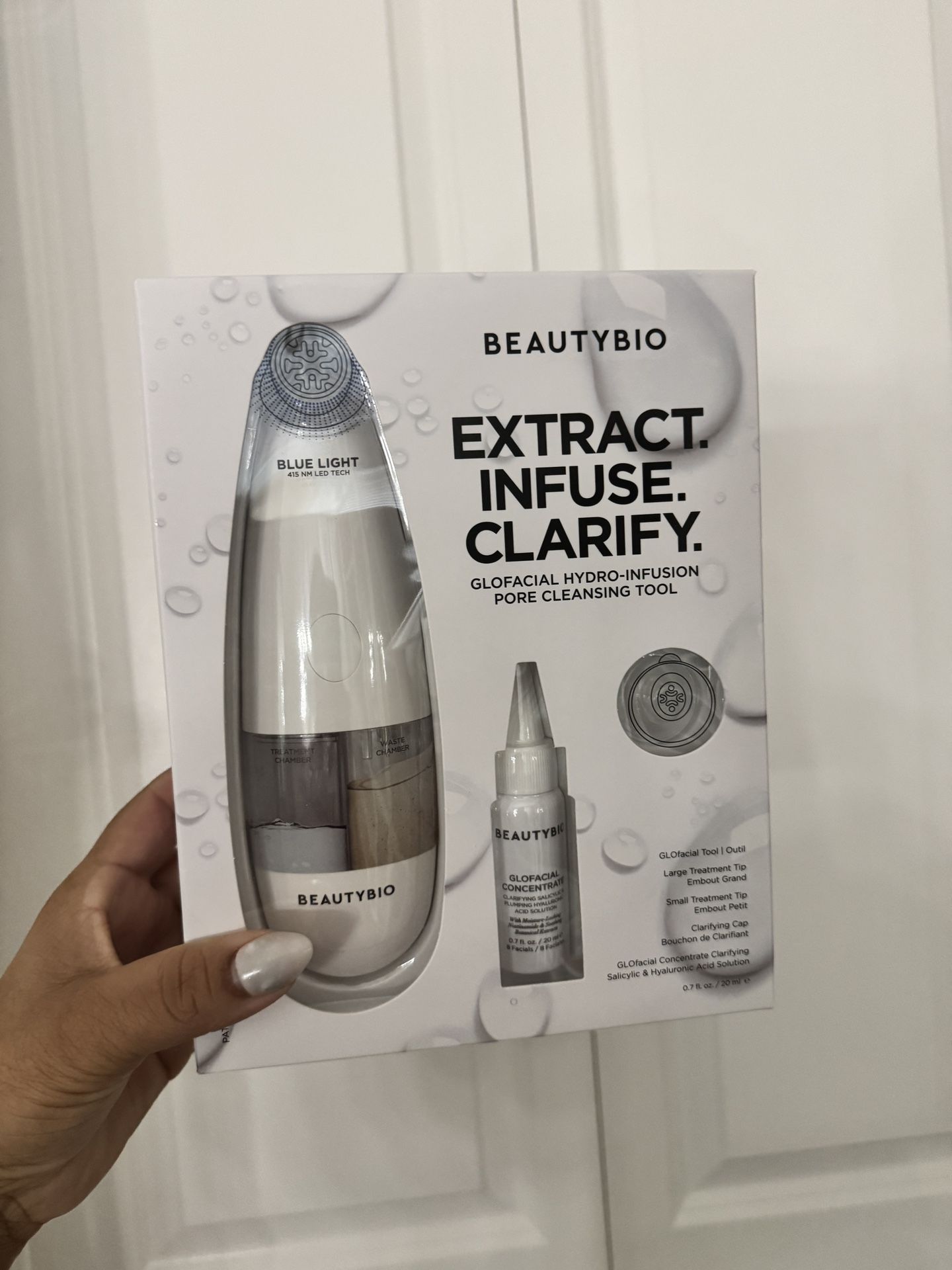 GLOfacial Hydro-Infusion Deep Pore Cleansing + Blue LED Clarifying Tool