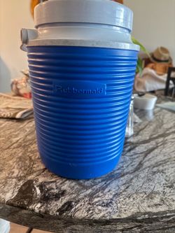 Container