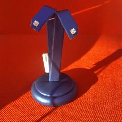 14KT White Gold Diamond Earrings