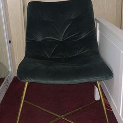 Tufted Velvet Chair- Emerald Green