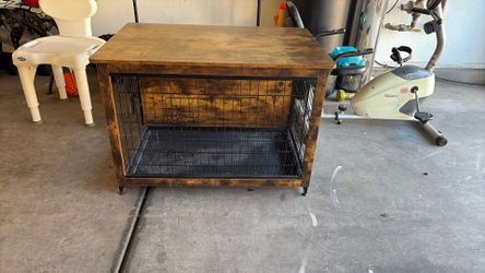 Dog kennel 