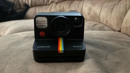 Polaroid now+ camera