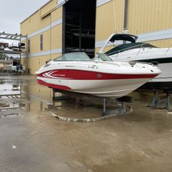 2008 Rinker Captiva 248