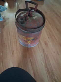 Antique gas can