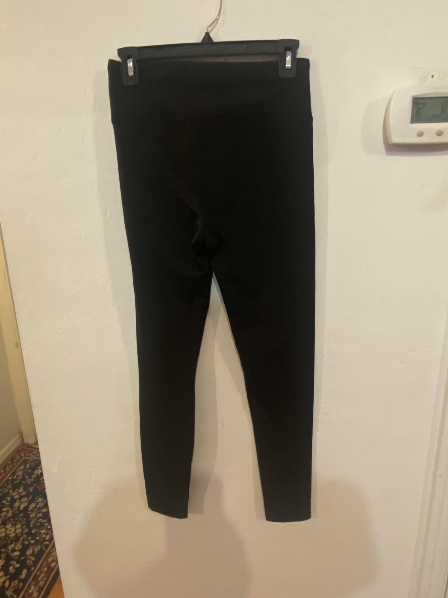 Women’s Calvin Klein Skinny Pant Size: M
