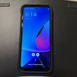 Motorola Smartphone & Case