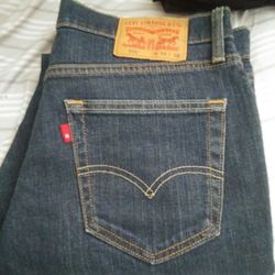 Levis