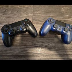 PS4 Controllers 