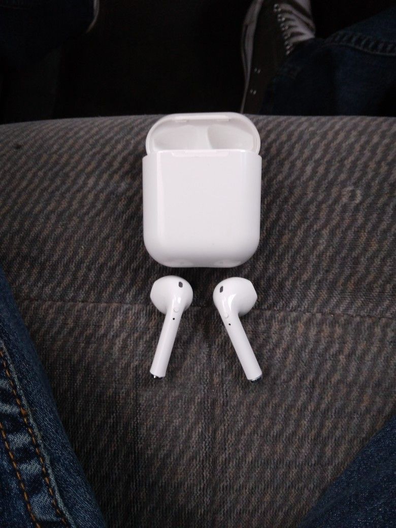 Apple Airpods 2nd  Generation 