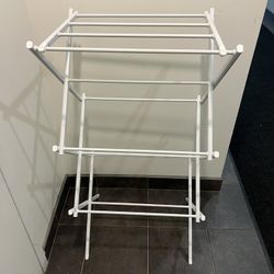 White Foldable Clothes Drying Rack