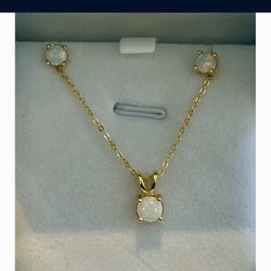 18k Gold Plating Over Solid Sterling Silver 925 Opal Earrings And Pendant Set