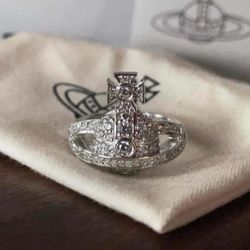 Brand new ring, no tag