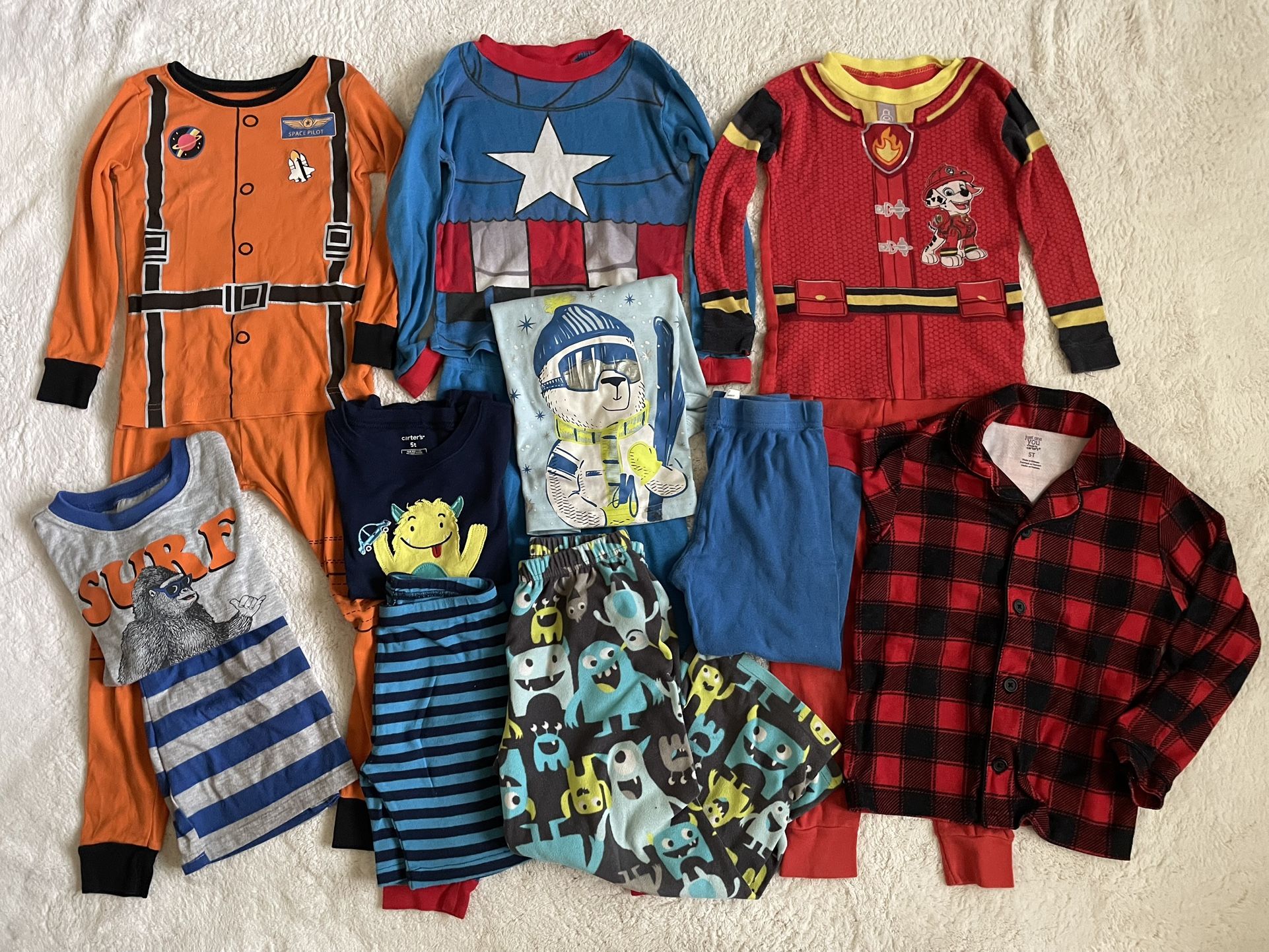 Size 5T Kids Pajamas