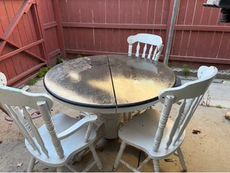 Table & side table FREE!!