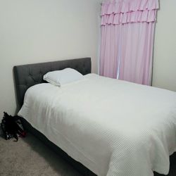 Queen Bed Frame W/mattress