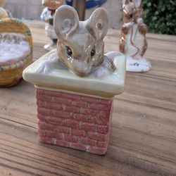 Vintage Beswick Beatrix Potter "TOM THUMB" Porcelain Figurine