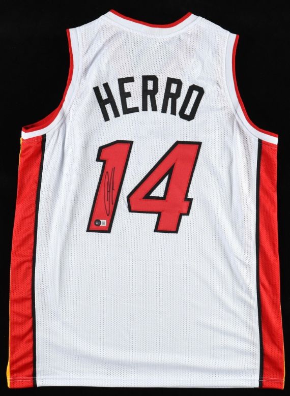 Tyler Herro Signed Jersey (Beckett)