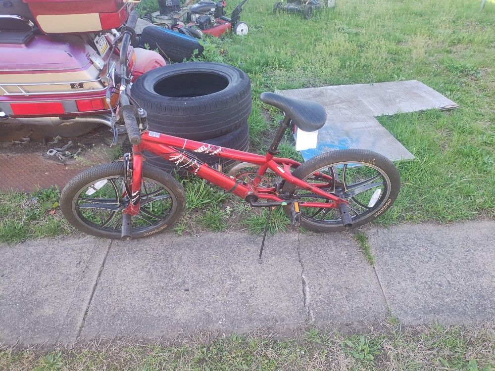 2 BMX bikes 20inch