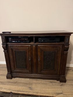 Media chest