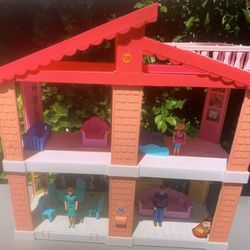 Toy Doll House
