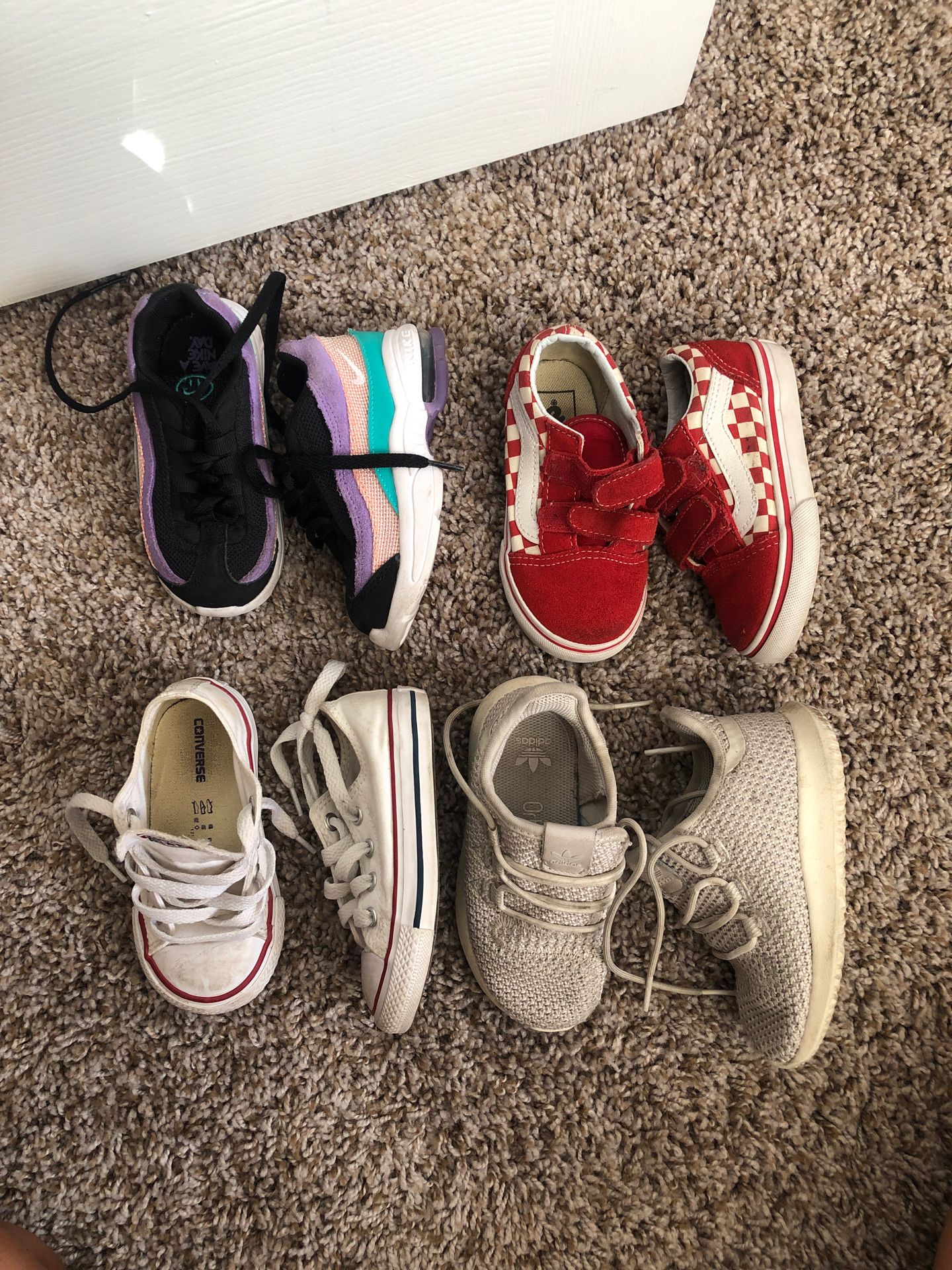 Nike Airmax, Vans, Converse, Adidas