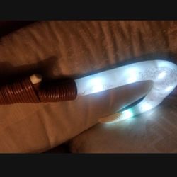 Maui Magic Hook Lights Up & Makes Noises