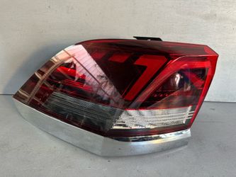 2024 2025 VOLKSWAGEN ATLAS CROSS SPORT LEFT DRIVER SIDE LED TAIL LIGHT OEM 3CM945207D