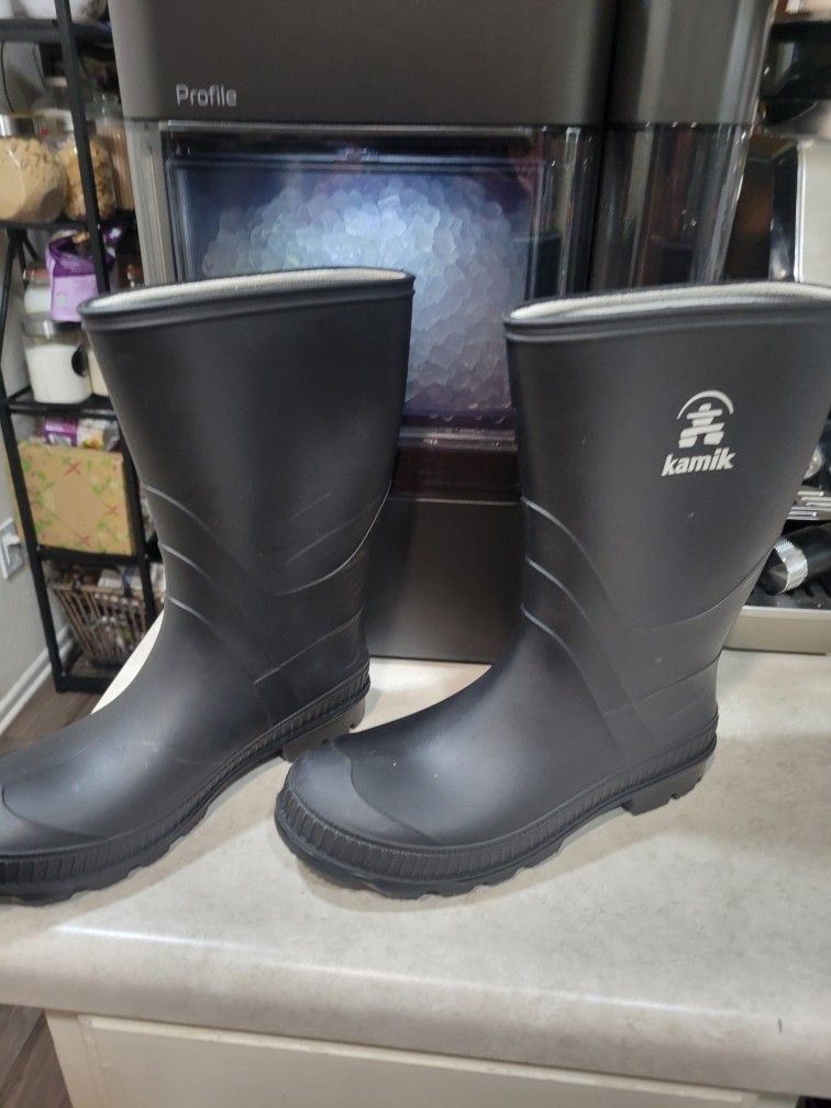 Kami Boys Rain Boots Size 6 Or Men's 6