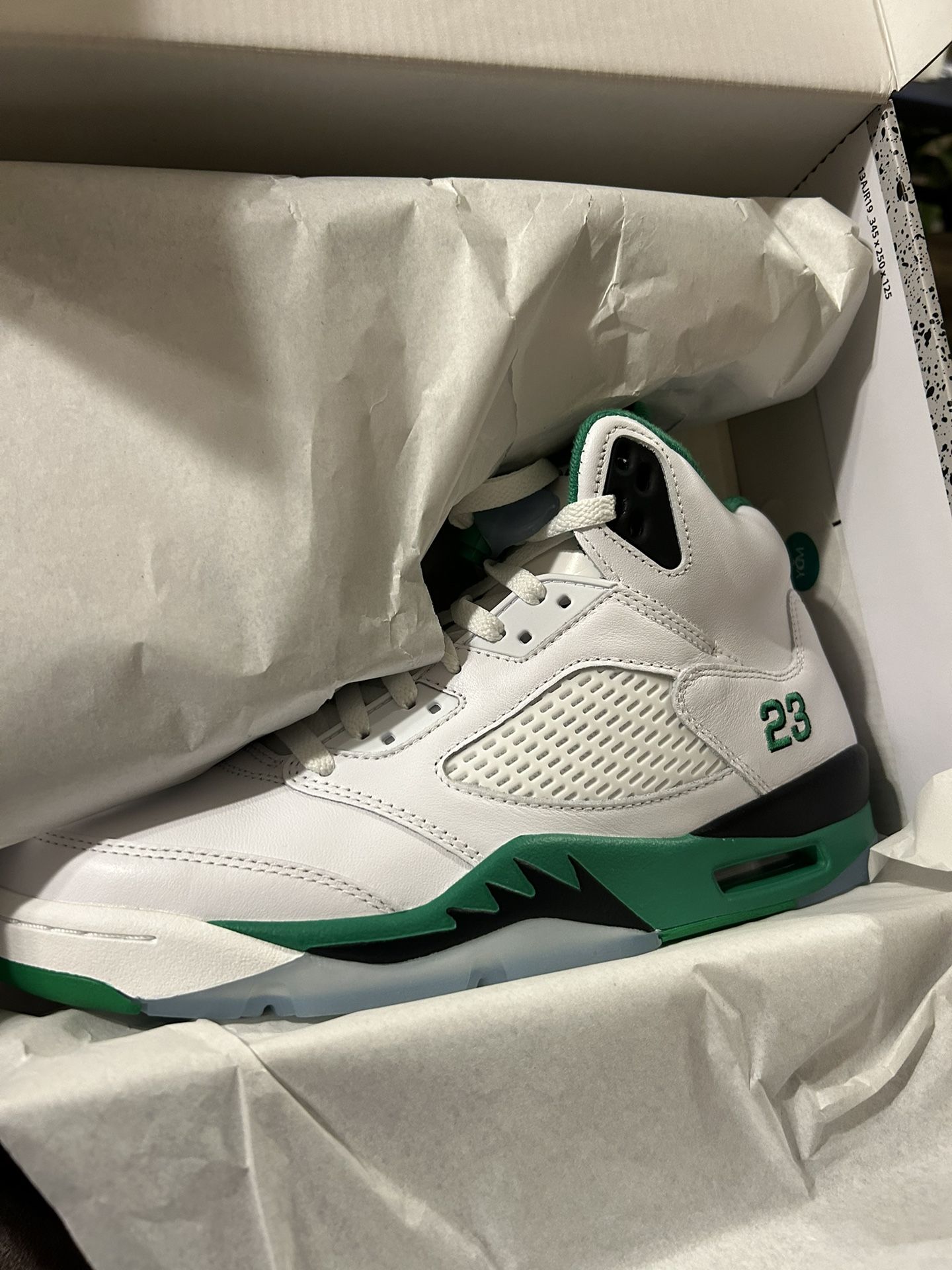 Jordan 5 Lucky green