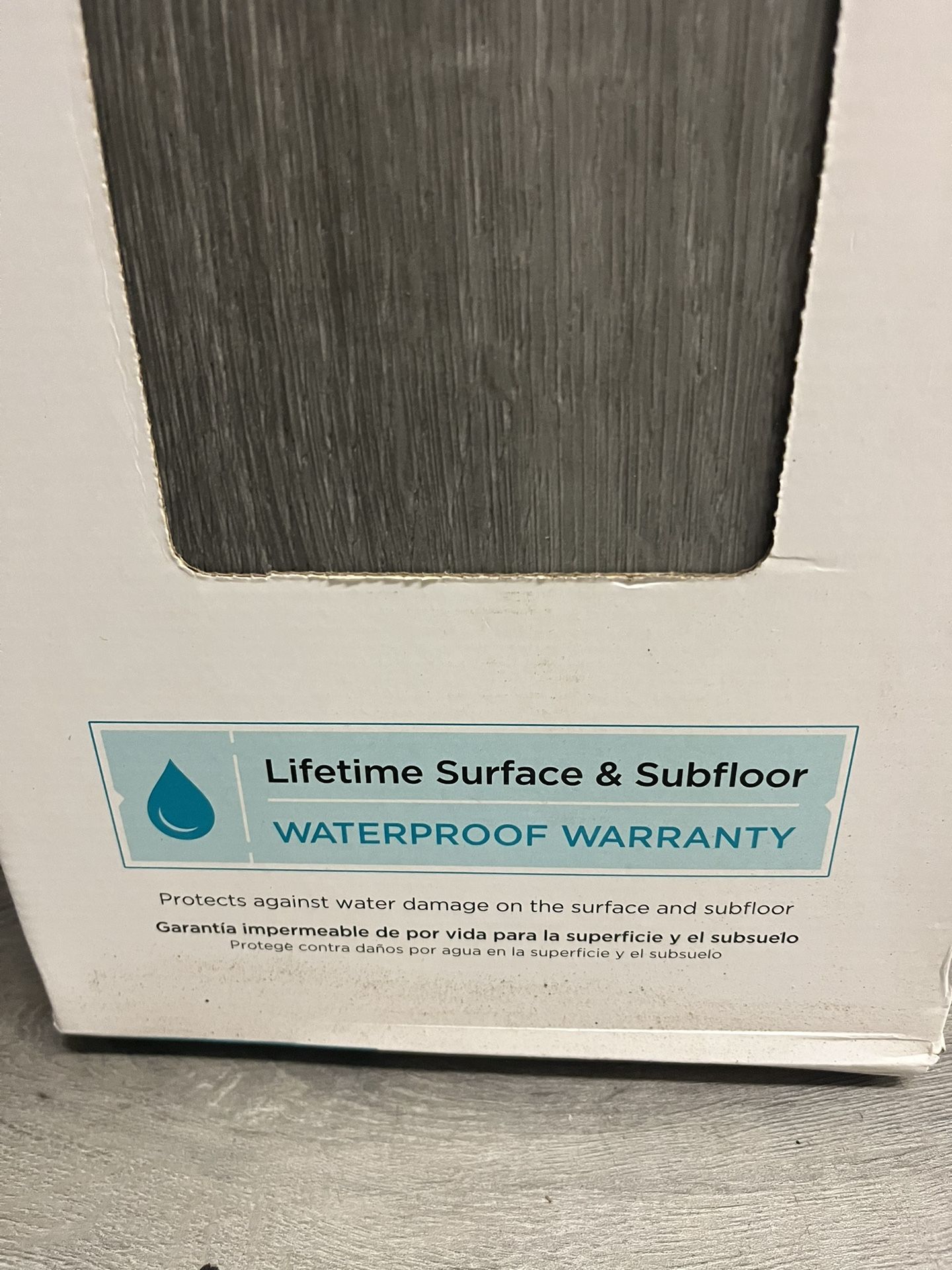 Pergo wet protect flooring “Heirloom Estate Oak” waterproof