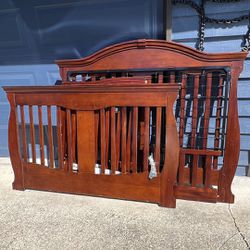 Baby Crib - Toddler Bed Combo 