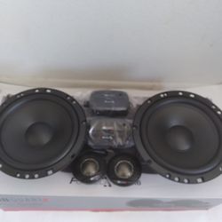 MB QUART 1 PAIR 6.5 INCH 140 WATTS COMPONENT SET WITH CROSSOVER CAR SPEAKER ( BRAND NEW PRICE IS LOWEST  )