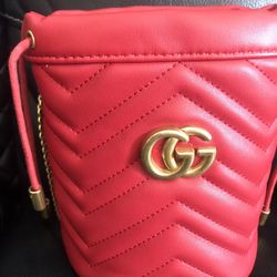 Luxary Mini Red Bucket Chain Purse