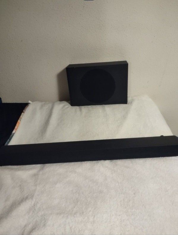 Soundbar And subwoofer works great brand name onn
