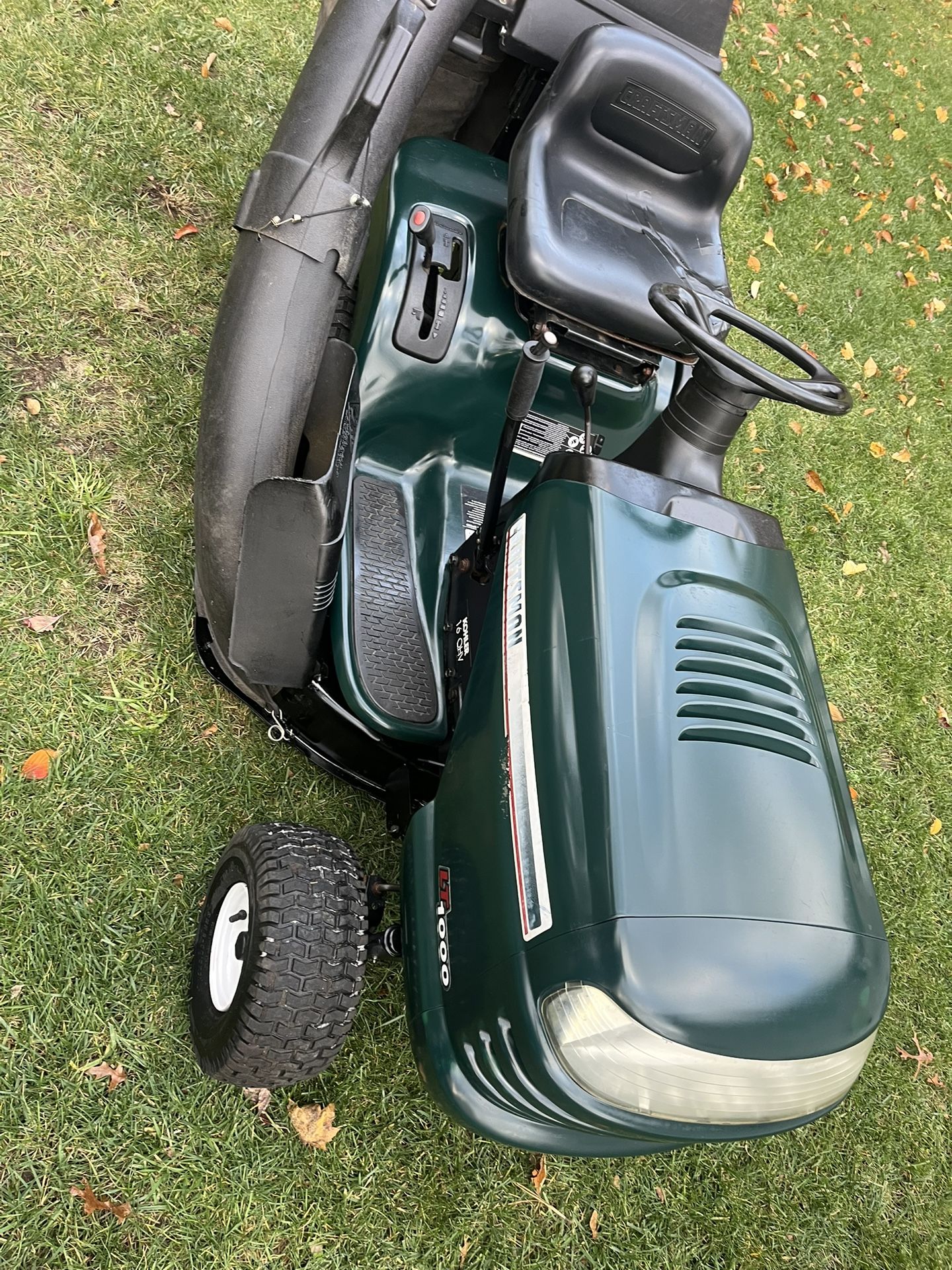 Craftsman Riding Lawnmower With Dual Bagger Attachment