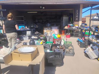 GaraGE SaLE *Everything Must Go*