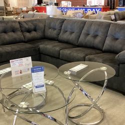 Accrington 2pc Sectional with Chaise